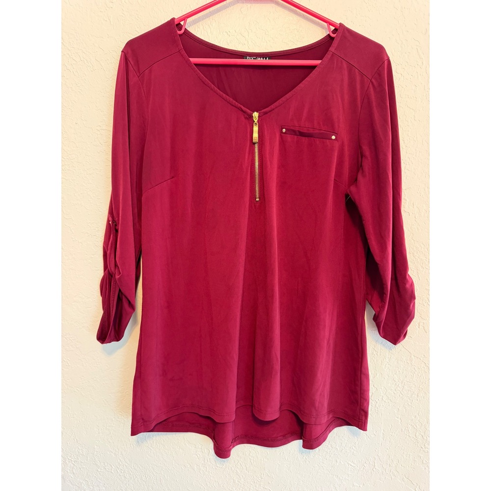 Roz & Ali Burgundy 3/4 Roll Tab Sleeve Zip V-Neck Blouse Top Medium